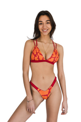 Mugo Haut (Red Cherry / Crazy Giraffe)